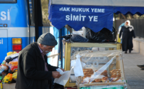 Hastanede önünde simitçiden düşündüren söz