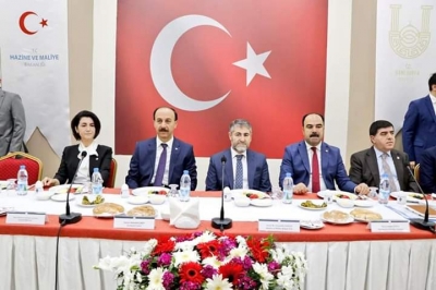 Hazine Ve Maliye Bakan Yardımcısı Nebati İş adamlarıyla Bir Araya Geldi 