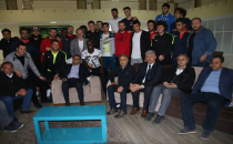 "Hoca hiçbir yere gitmiyor"