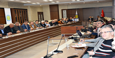 HRÜ'de alternatif ürün desenleri çiftçilerle paylaşıldı