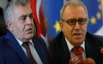 İki Bakan İstifa Etti