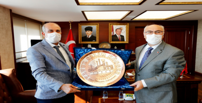 İzmir Şanlıurfa Federasyonundan Vali Köşker'e Ziyaret  