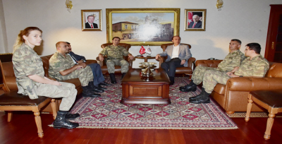 Jandarma'dan Vali Erin'e Tebrik