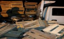 Kamyon kasasında gizlenmiş uyuşturucu bulundu