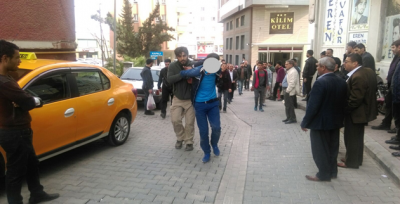 Kapkaçcı Polisin Kovalamacası Sonucu Kıskıvarak Yakalandı