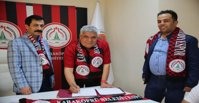 Karaköprü anlaştığı hocasıyla yollarını ayırdı