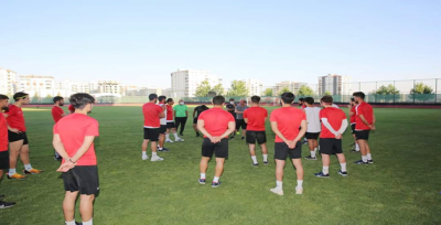 Karaköprü Belediyespor topbaşı yaptı