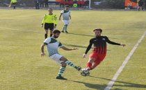 Karaköprü ikinci yarıya fark ile başladı