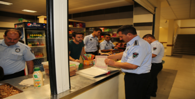  Karaköprü Zabıtadan Okul Kantinlerinde Denetim