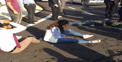 Karaköprü^'de Aynı Kavşakta Yine Kaza, 4 Yaralı