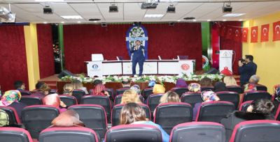 Karaköprü'de 'Çocuk' Konulu Eğitim Semineri Verildi