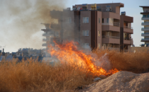 Karaköprü'de İftar Saatinde Anız Yangını