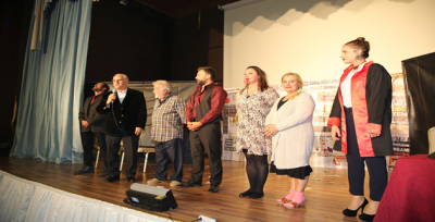 Karaköprü'de Kadına Şiddete Dikkat Çeken Oyun Sahnelendi