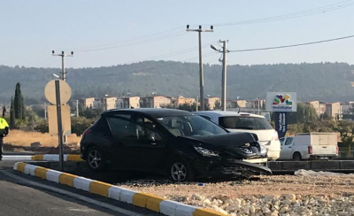 Karaköprü'de  Trafik Kazası, 2 Yaralı