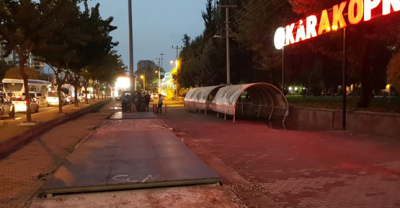 Karaköprü'deki alt geçit kapatıldı