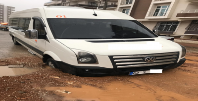 Kazılan yol toprakla kapatılınca!