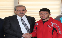 Kick boks Şampiyonu transfer oldu