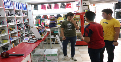 Kırtasiyeciler Büyük Marketlerden Dertli!