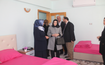 "Kız çocuklarının okumasına büyük önem veriyoruz"