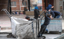 Küçük bedenlerin zor yaşamları