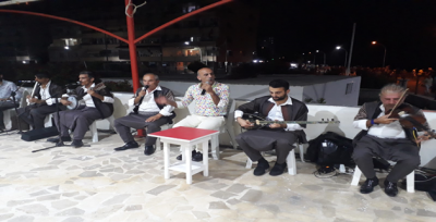 Kuğu Site Sakinleri Urfa Sıra Gecesiyle Eğlendi