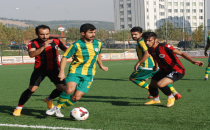 Lider Karaköprü Çarpıldı