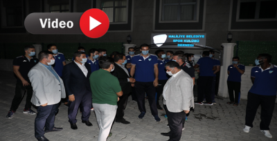 Ligin İlk Maçı Öncesi Başkan Canpolat'tan Sporculara Moral Ziyareti