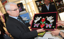 Mahkum olarak girdikleri yerden sanatkar çıkacaklar