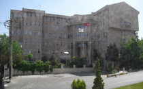 Mardin ve Siirt Belediyelerine Kayyum Atandı