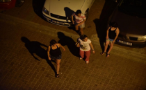 Mersin tatilcileri depremle sallandı