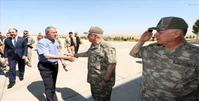 Milli Savunma Bakanı Akar Şanlıurfa'ya geldi