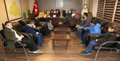 Minik Öğrencilerden Başkan Demirkol'a Teşekkür Ziyareti