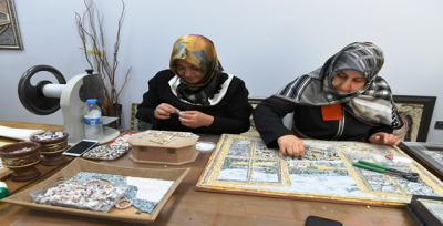 Mozaik'lere Kadın Eli 