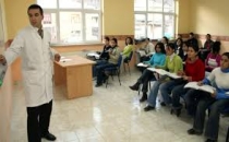 Öğrencilere ücretsiz devlet dershaneleri