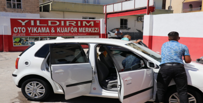 Oto yıkama esnafından maske ve sosyal mesafe uyarısı