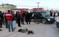 Otobüsü İle Hafif Ticari Aracın Feci Kazası: 7 Ölü, 1 Yaralı