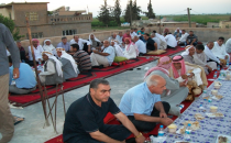 Ovada aşiret yemeğine yoğun katılım