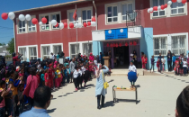 Ovaya özgü 23 Nisan Kutlaması