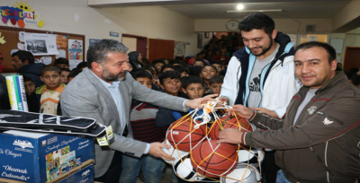 Özçınar: Her Zaman Öğretmenlerimizin Emrindeyiz