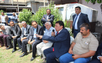 Özyavuz, Açtı Ağzını Yumdu Gözünü !