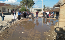 Parke döşenen mahallenin kanalizasyonu taşıyor
