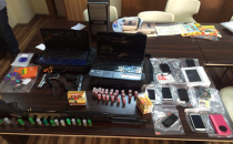 Polis bombalı eylemin önüne geçti