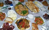 Ramazanda bol sebze ve meyve yenmeli