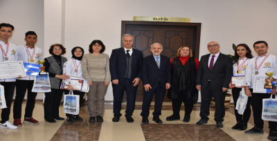 Rektör Çelik, Madalyalı Aşçıları Makamında Kabul Etti