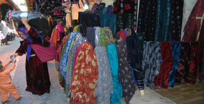 Rengarenk Fistan, Aba ve Zıbın Yöresel Kıyafetler İlgi