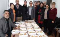 ŞANDER Öğrenci Bursları İkramlarla Ödenmeye Devam ediyor