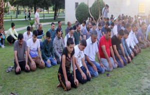 Şanlıurfa'da camiler doldu taştı