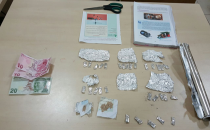 Şanlıurfa'da çok sayıda eroin ve esrar ele geçirildi