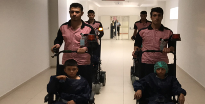 Şanlıurfa'da Hastalar Akülü Araç İle Taşınıyor