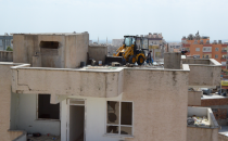 Şanlıurfa'da iş makinesini görenler şaşırdı